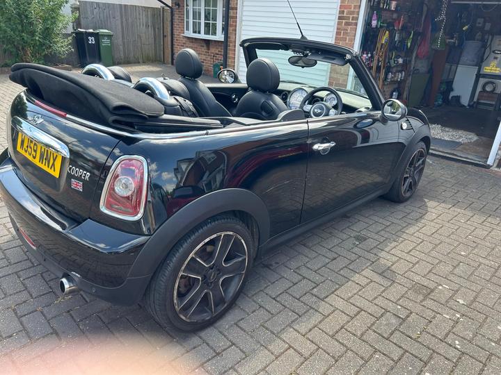 MINI Convertible - 1.6 Cooper Euro 4 2dr - get ready for the summer - Image 10