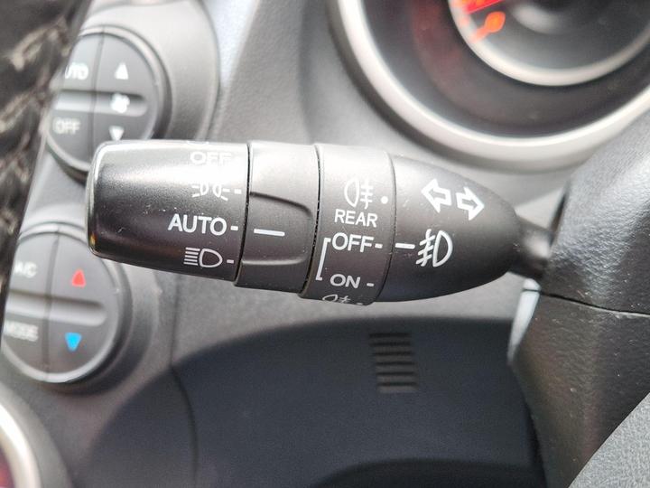 Honda Jazz - 1.4 i-VTEC EX Euro 4 5dr - PAN ROOF+FSH(13 SERVICE)+2 KEY - Image 18