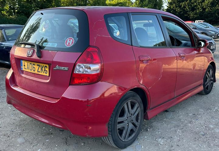 Honda Jazz - 1.4 i-DSI Sport 5dr - 1OWNER/FSH/NEW MOT - Image 5