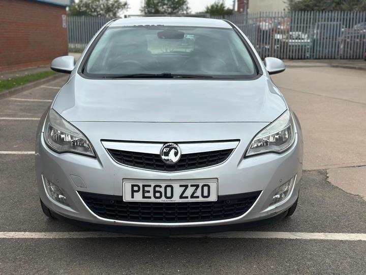 Cheap Vauxhall Astra - 1.7 CDTi SE Euro 5 5dr - 12 months mot for sale in Burton upon Trent, Staffordshire