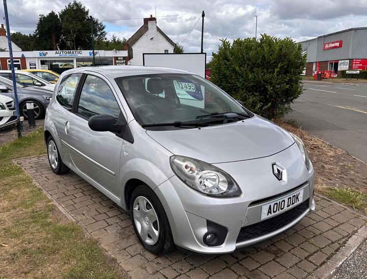 Cheap Renault Twingo - 1.2 Extreme Euro 4 3dr - Low miles,Low Tax, 7/3/26 MOT for sale in Tamworth, Staffordshire
