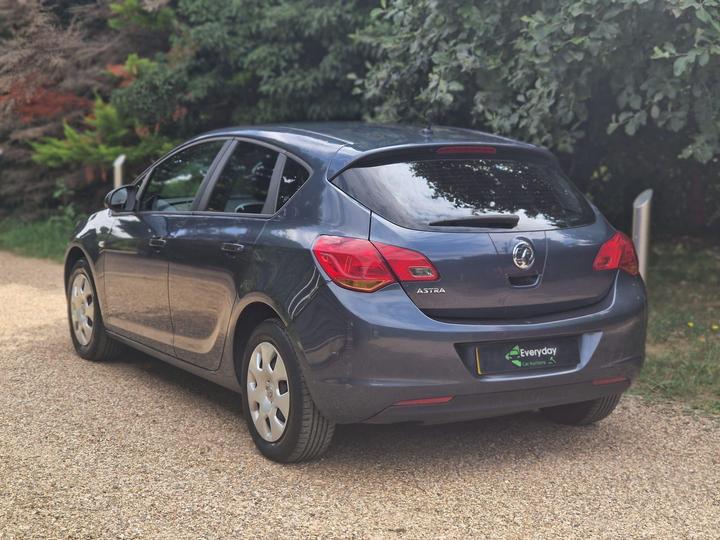 Vauxhall Astra - 1.4 16v Exclusiv Euro 5 5dr - New in stock and ready to go - Image 43