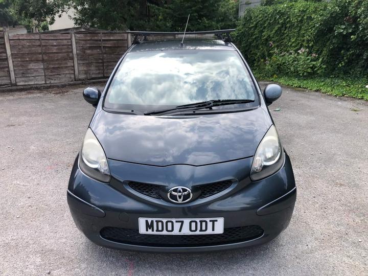 Toyota AYGO - 1.0 VVT-i + Euro 4 5dr - 2 KEYS, FSH PORTFOLIO - Image 8