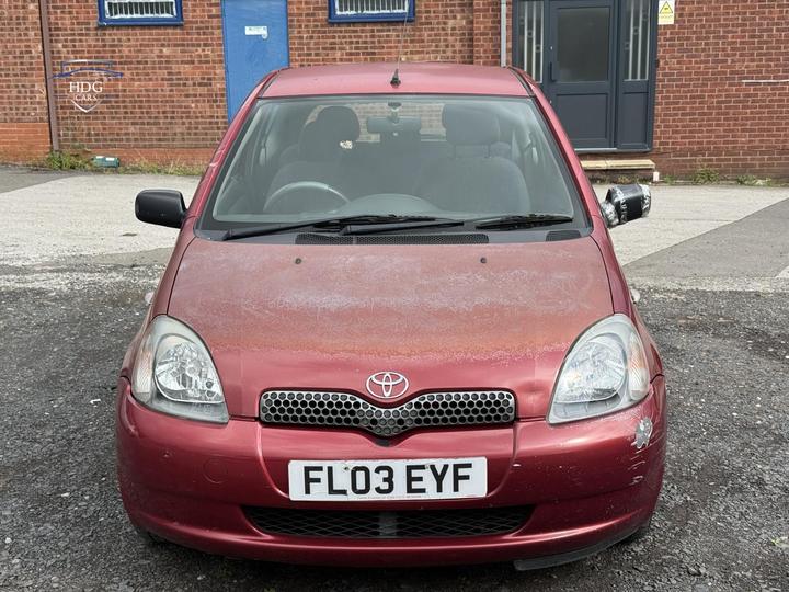 Toyota Yaris - 1.0 VVT-i Colour Collection 3dr - Image 2