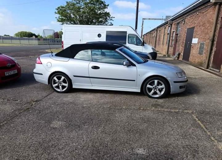 Saab 9-3 - 2.0T Vector 2dr - Image 2