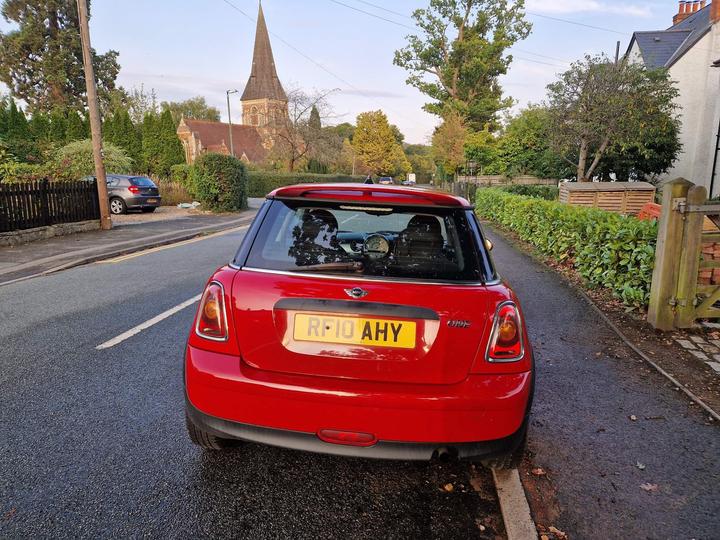 MINI Hatch - 1.6 One Minimalist Euro 5 3dr - Image 4