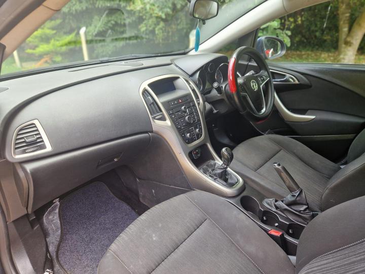 Vauxhall Astra - 1.4 16v Exclusiv Euro 5 5dr - New in stock and ready to go - Image 22