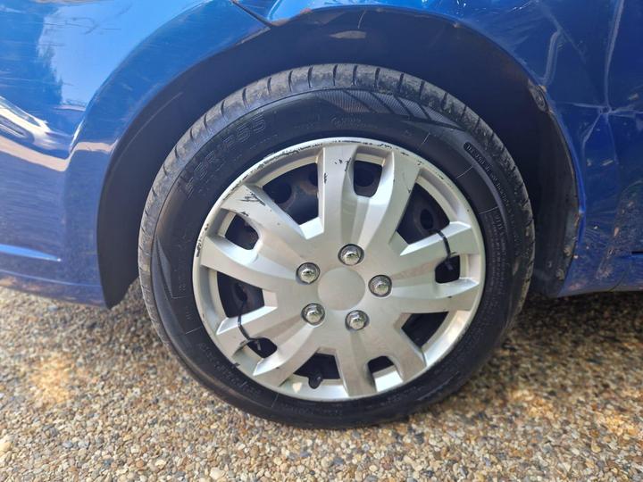 Chevrolet Aveo - 1.2 LS Euro 4 5dr - New in stock and ready to go - Image 43