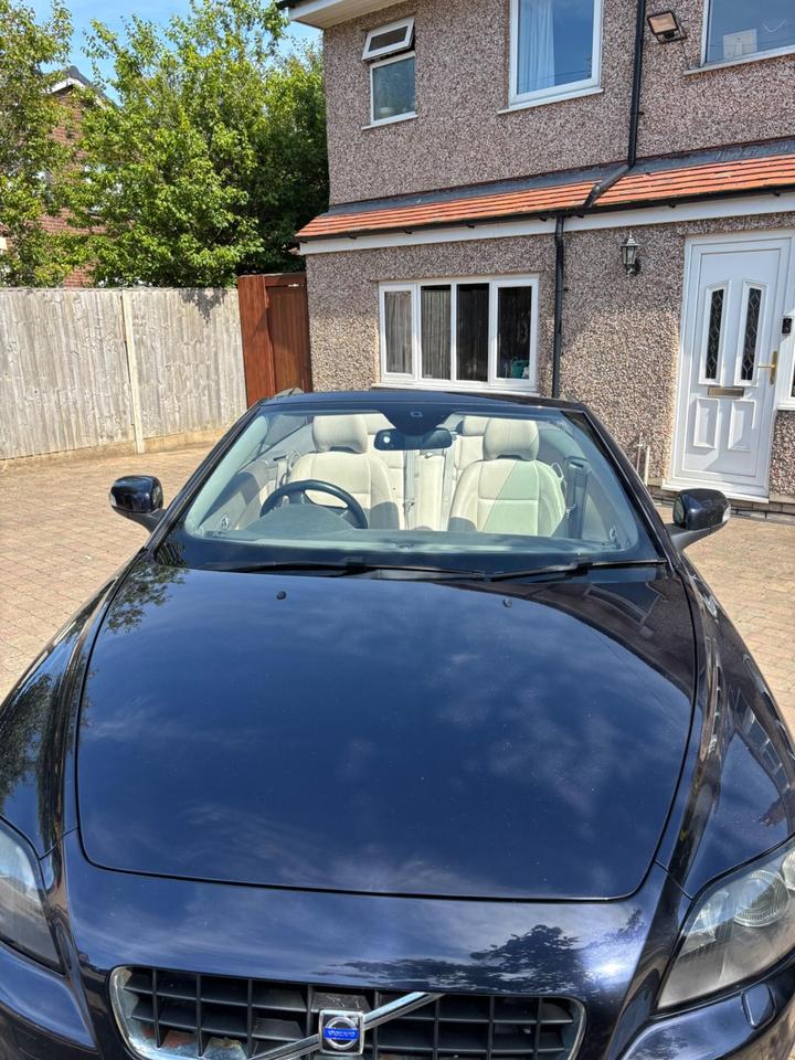 Volvo C70 - 2.4i SE 2dr - Well maitained. Low mileage. - Image 7