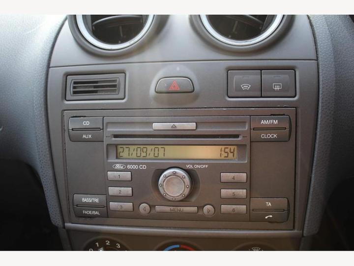 Ford Fiesta - 1.25 Style Climate 3dr - F/SERVICE/HISTORY MOT 9/2/26 - Image 10