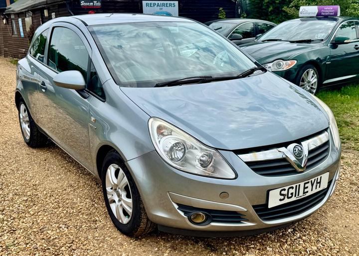 Cheap Vauxhall Corsa - 1.2 16V Excite Euro 5 3dr (A/C) - warranty supplied for sale in Dunstable, Bedfordshire