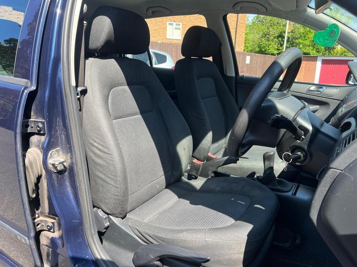 Skoda Fabia - 1.4 16V Ambiente 5dr - IDEAL FIRST CAR - LONG MOT - Image 16