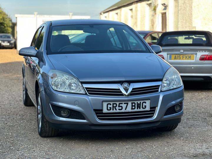 Cheap Vauxhall Astra - 1.6 VVT 16v Breeze 5dr - 2 OWNER/HISTORY/12 MOT/ 2 KEYS for sale in Huntingdon, Cambridgeshire