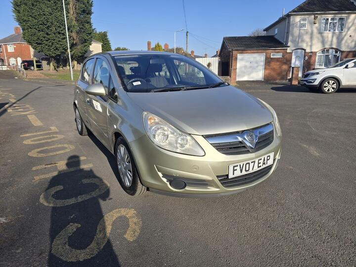 Cheap Vauxhall Corsa - 1.2i 16v Club 5dr - Excellent Condition for sale in Wolverhampton, West Midlands