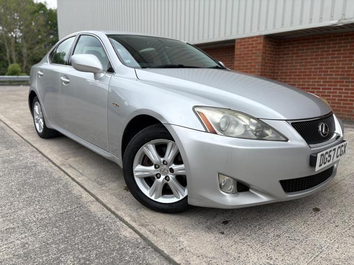 Cheap Lexus IS - 2.2 220TD 4dr - Long mot 2 keys for sale in Stockport, Greater Manchester