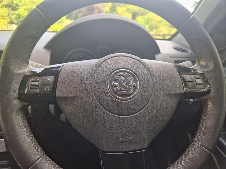 Vauxhall Astra - 1.8i 16v Design 5dr - New in stock and ready to go - Image 22