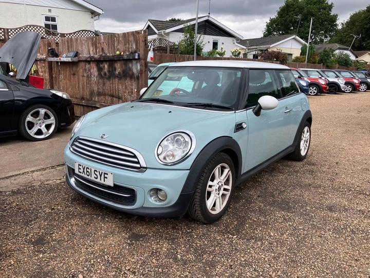 Cheap MINI Hatch - 1.6 Cooper D Euro 5 (s/s) 3dr - WE CAN MAKE THE CLUTCH SLIP for sale in Sevenoaks, Kent