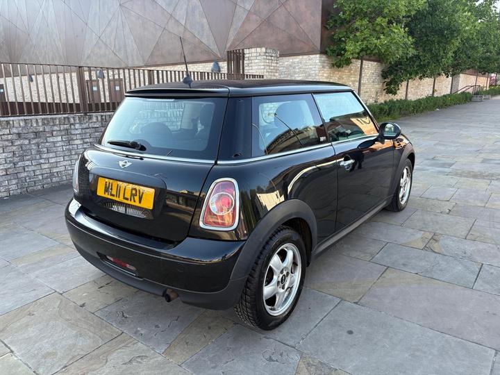 MINI Hatch - 1.6 First Euro 5 3dr - TO CLE - Image 3