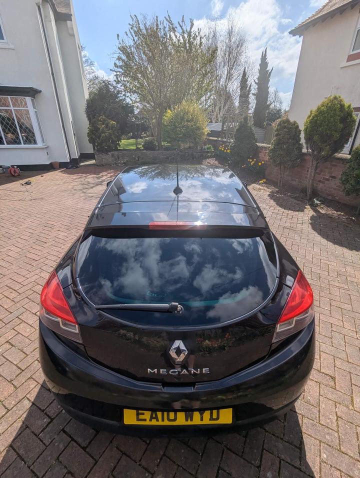 Renault Megane - 1.6 16V Dynamique TomTom Euro 5 3dr - MOT Due: 02/04/2026 !! - Image 12