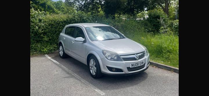 Cheap Vauxhall Astra - 1.4i 16v SXi 5dr for sale in Budleigh Salterton, Devon