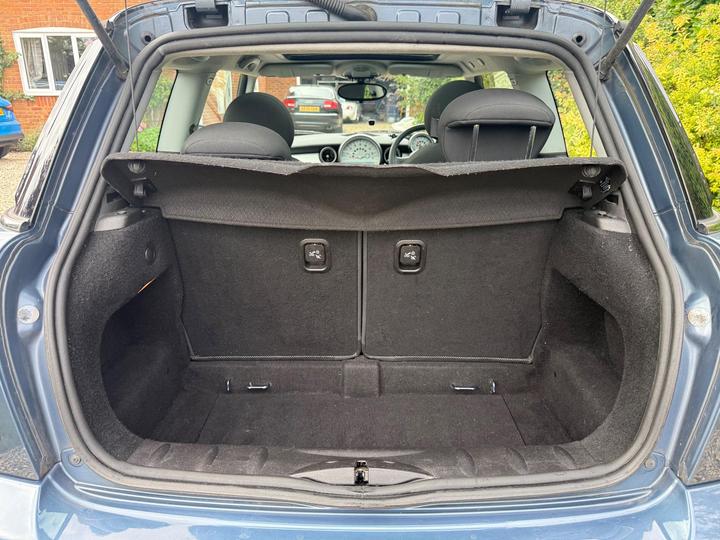 MINI Hatch - 1.6 Cooper Euro 4 3dr - Image 23