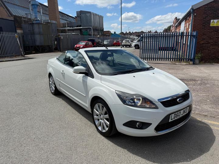 Cheap Ford Focus CC - 2.0 CC-2 2dr - 12 month mot- full service his for sale in Newcastle, County Down