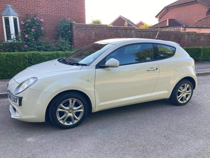 Cheap Alfa Romeo MiTo - 1.4 16V Turismo Euro 4 3dr - STUNNING CAR. LOVELY DRIVE for sale in Gloucester, Gloucestershire