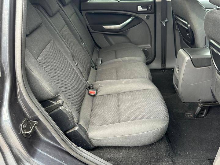 Ford C-Max - 1.8 16v Titanium 5dr - ULEZ COMPLIANT, PX WELCOME - Image 13