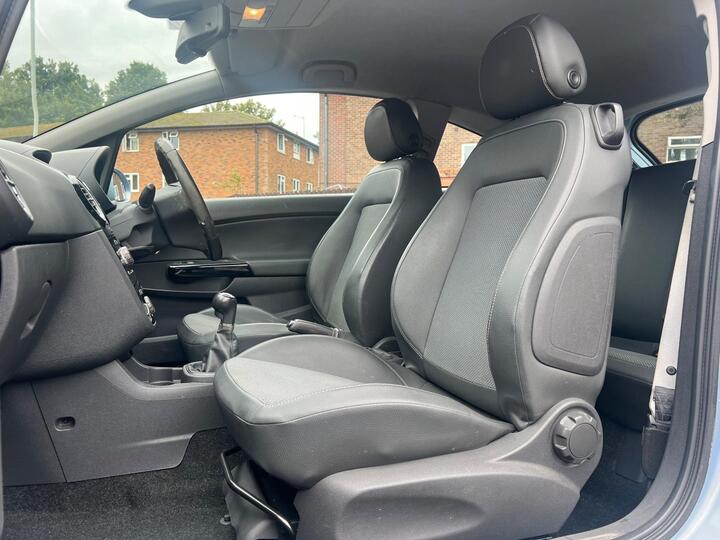 Vauxhall Corsa - 1.2i 16v Design 3dr (a/c) - FULL SERVICE HISTORY/LONG MOT - Image 16