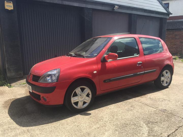 Renault Clio - 1.2 16v Dynamique 3dr - 12 month mot hpi clear car - Image 6