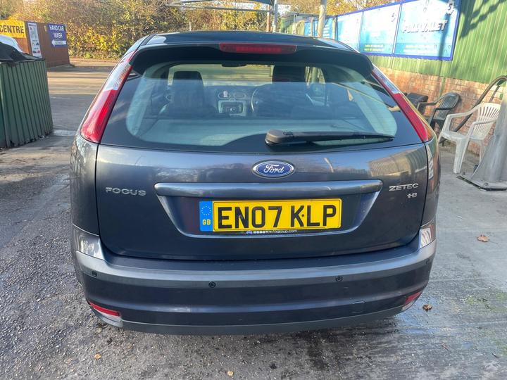 Ford Focus - 1.8 Zetec Climate 3dr - Image 5