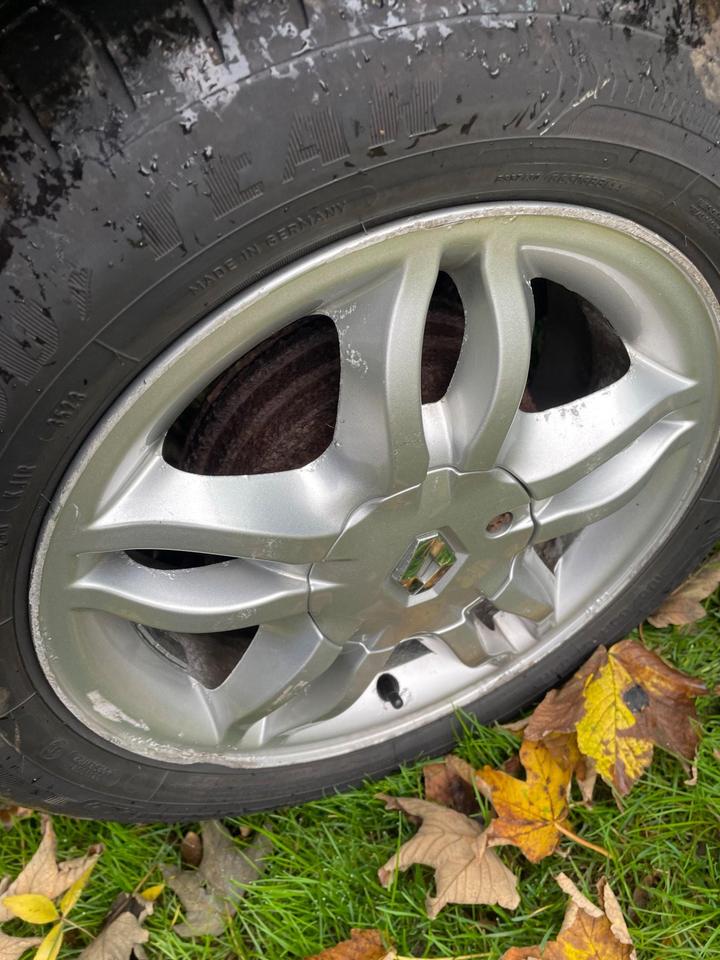 Renault Clio - 1.4 16v Dynamique 3dr - full mot 2 keys - Image 10