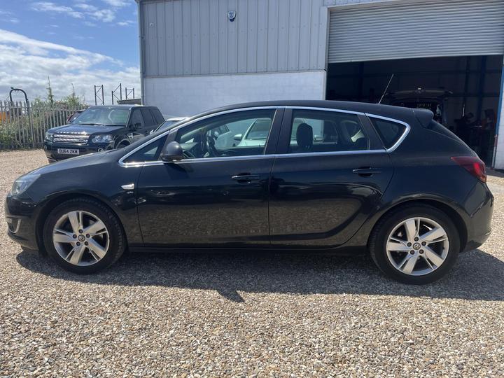 Vauxhall Astra - 1.7 CDTi ecoFLEX SRi Euro 5 (s/s) 5dr - PX Bargain, £20 Tax, Long MOT - Image 9