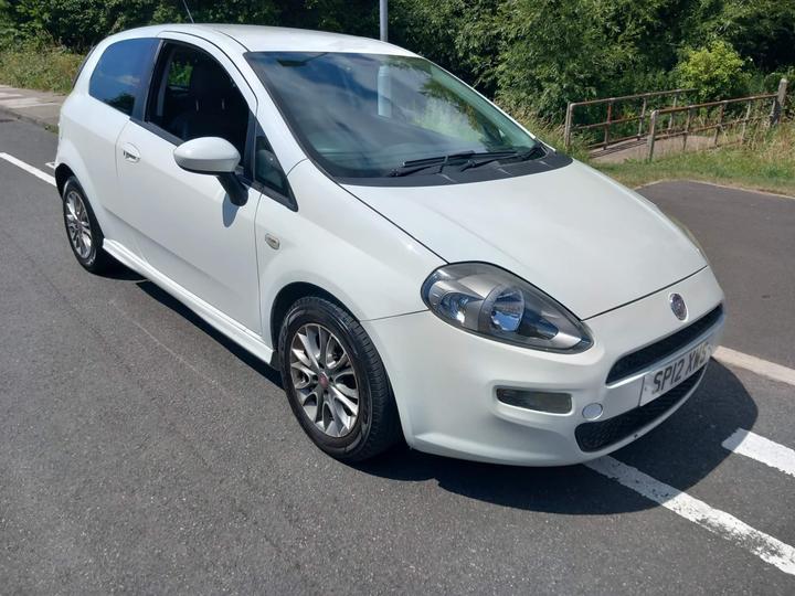 Cheap Fiat Punto - 1.4 GBT Manual Euro 5 (s/s) 3dr for sale in Dinas Powis / Dinas Powys, South Glamorgan