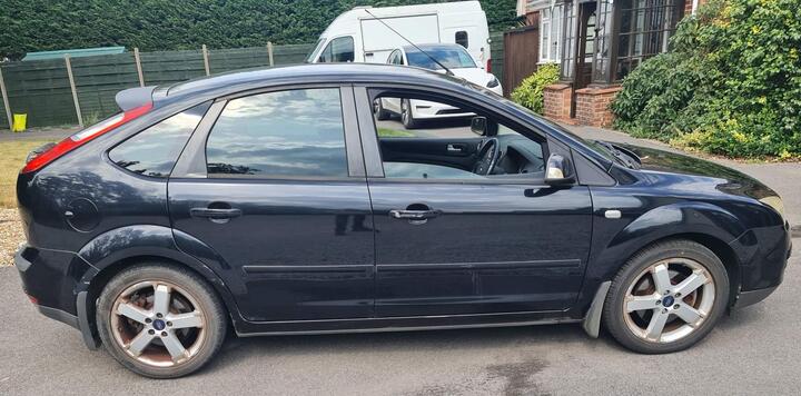 Cheap Ford Focus - 2.0 Titanium 5dr for sale in Waterlooville, Hampshire