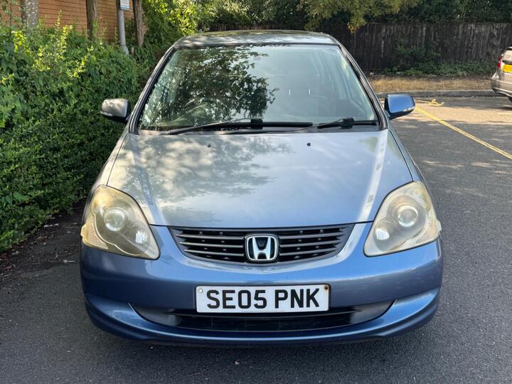 Honda Civic - 1.6 i-VTEC Executive 5dr - GOOD SPEC ULEZ MOT SRV HISTORY - Image 2