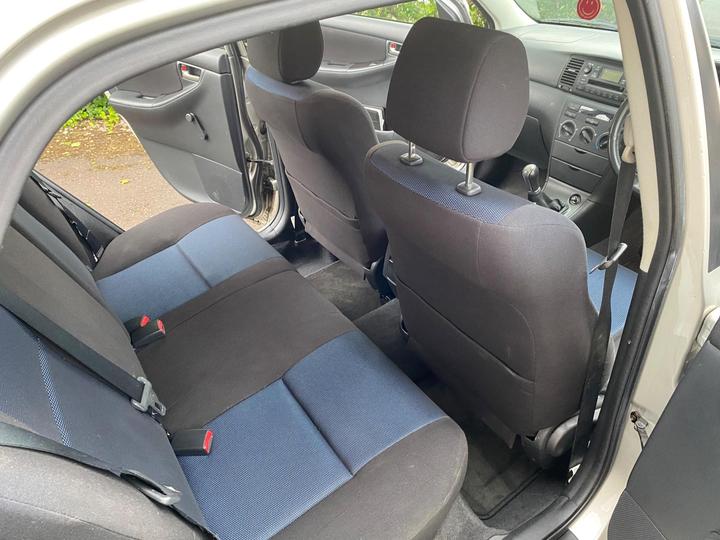 Toyota Corolla - 1.4 VVT-i Colour Collection 5dr - Image 7