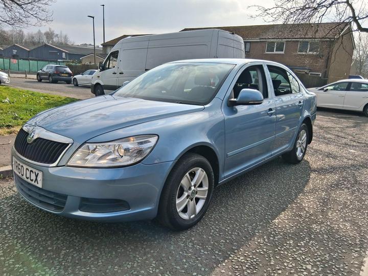 Skoda Octavia - 1.6 TDI SE Hatchback 5dr Diesel Manual Euro 5 (105 ps) - COMES WITH 12 MONTHS MOT - Image 11
