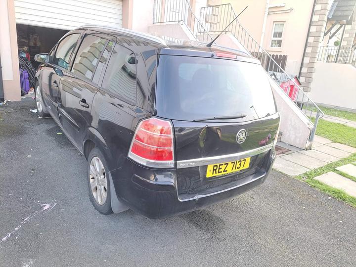 Vauxhall Zafira - 1.6 Breeze Plus Euro 4 5dr - Image 6