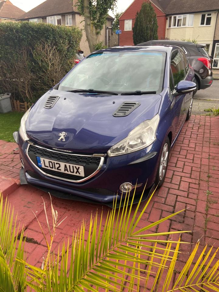 Cheap Peugeot 208 - 1.4 VTi Active Euro 5 3dr for sale in Bromley, Greater London