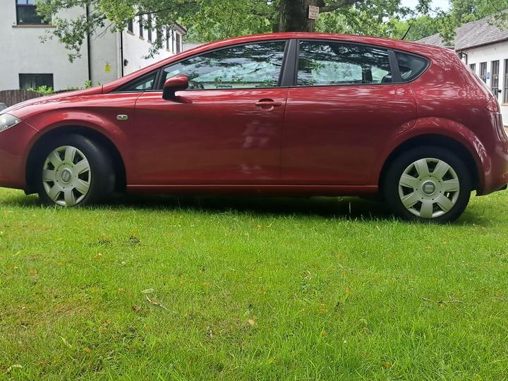 SEAT Leon - 1.6 8V Reference Euro 4 5dr - FULL SERVICE HISTORY,3 OWNER - Image 13