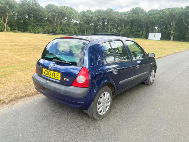Renault Clio - 1.2 16v Expression 5dr - Low mileage 18000. 1.2 5drs - Image 12