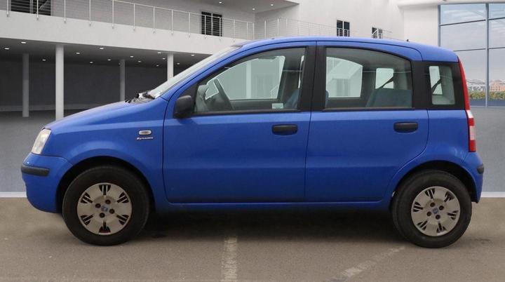 Fiat Panda - 1.2 Dynamic 5dr - 1FK | HPI |2 Key|Low Insurance - Image 2