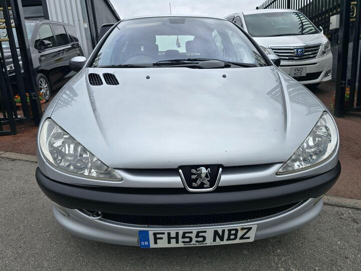 Peugeot 206 - 1.6 5dr (a/c) - PART SRVICE HISTORY 2 KEYS - Image 8