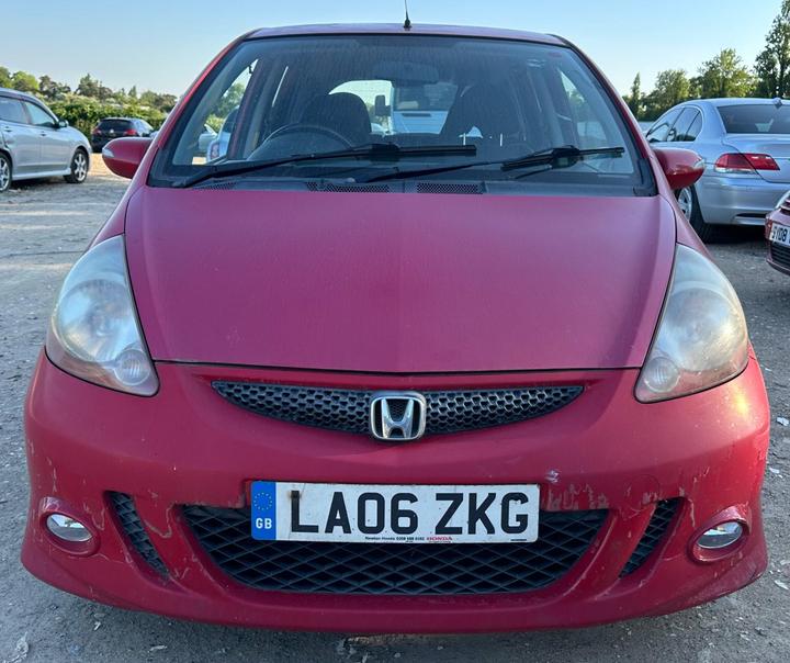 Honda Jazz - 1.4 i-DSI Sport 5dr - 1OWNER/FSH/NEW MOT - Image 2