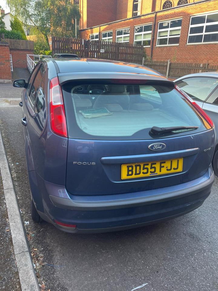 Cheap Ford Focus - 1.6 Ghia 5dr for sale in Royal Leamington Spa, Warwickshire