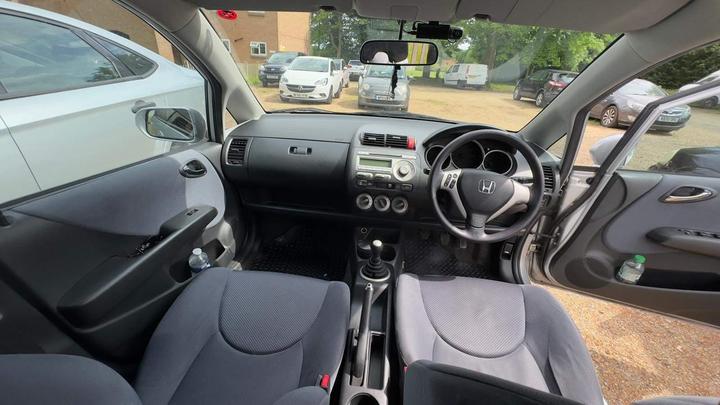 Honda Jazz - 1.4 i-DSI SE 5dr - Image 6