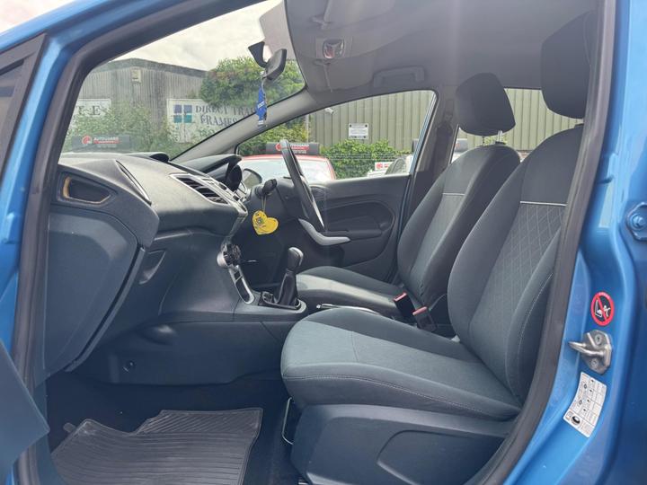 Ford Fiesta - 1.4 TDCi DPF Edge 5dr - 12 MONTHS MOT - £20 ROAD TAX - Image 13