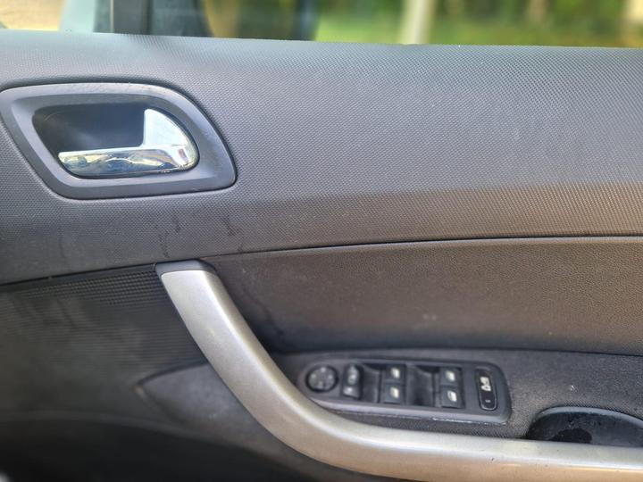 Peugeot 308 - 1.6 VTi S 5dr - New in stock and ready to go - Image 40