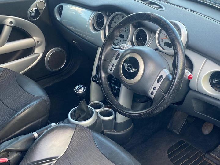 MINI Hatch - 1.6 Cooper Euro 3 3dr - Image 22